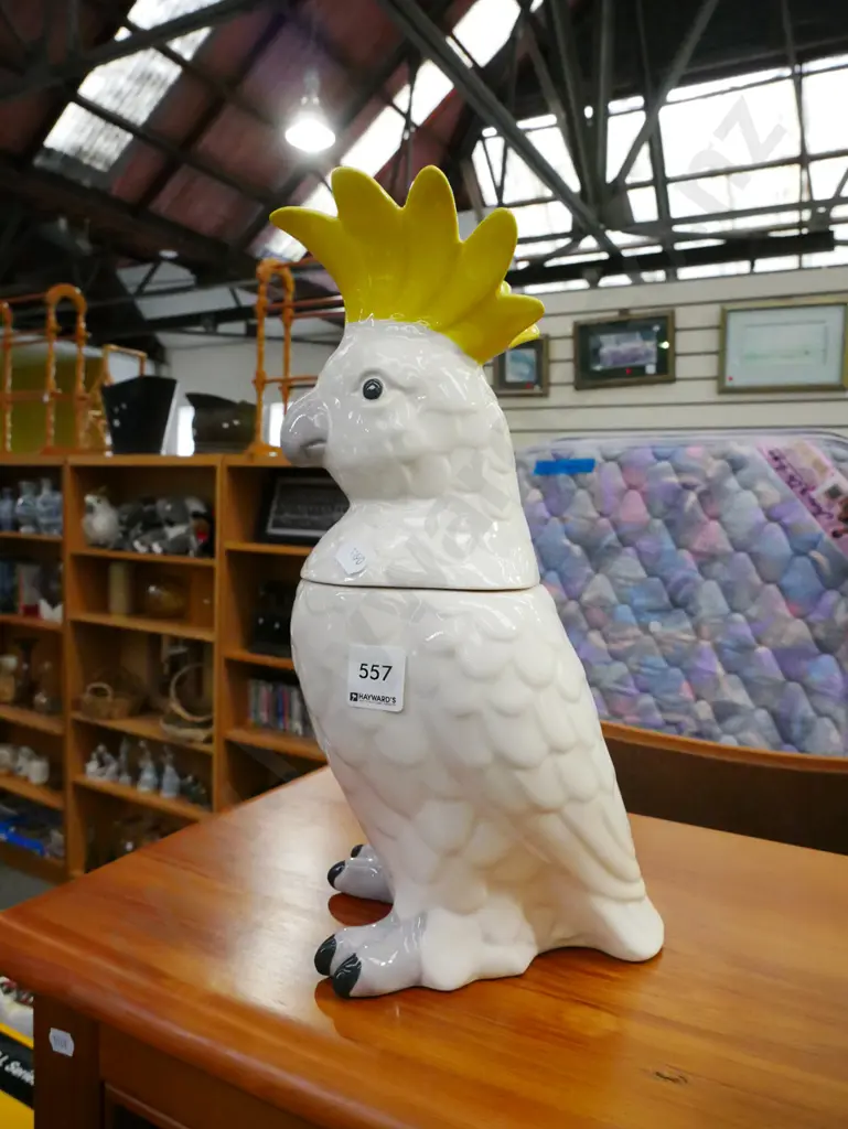 cockatoo storage canister Image 1++