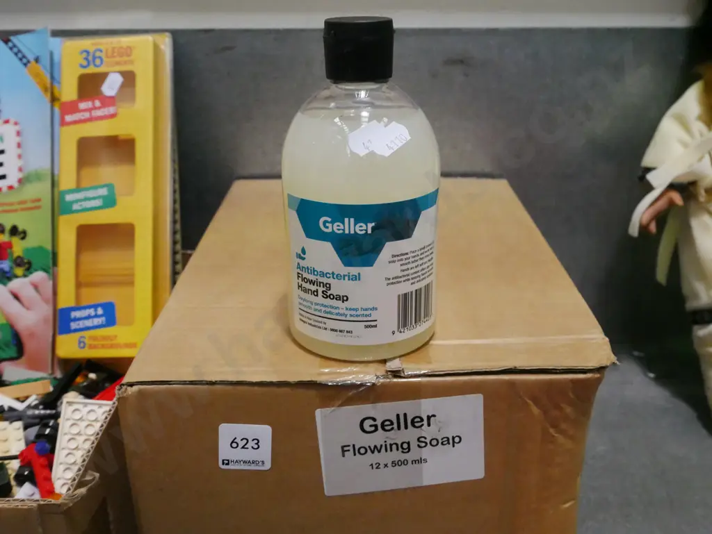 box; Geller antibacterial hand soap Image 1++