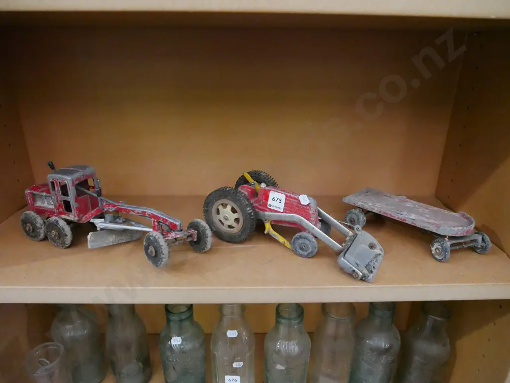 Fun Ho grader, tractor and trailer Image 1++