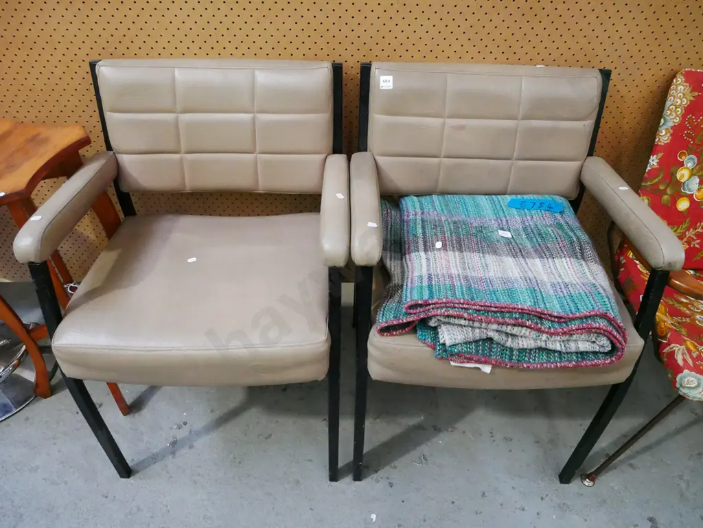2x vinyl reception chairs Image 1++