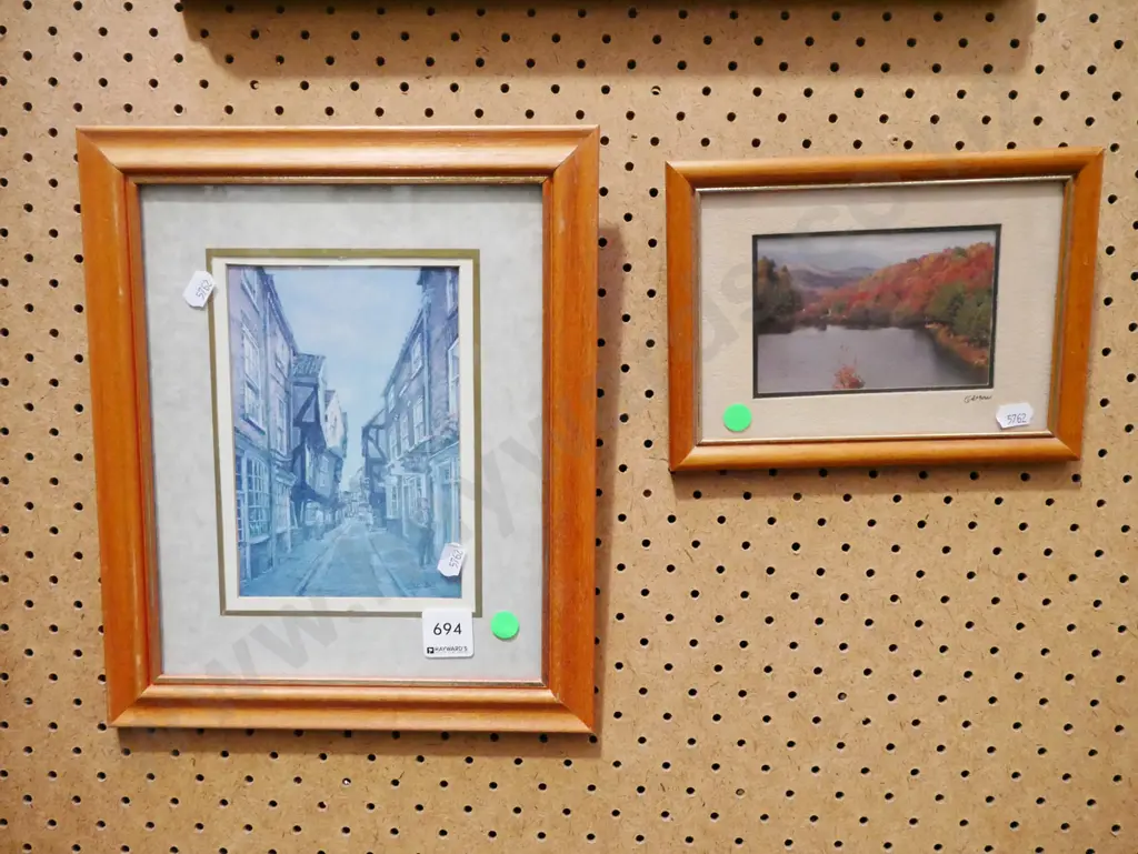 2x framed prints - green dots Image 1++