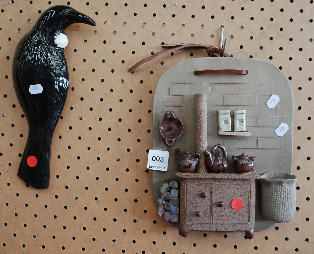 ceramic wall mounted tui, 3D cottage kitchen Image 1++