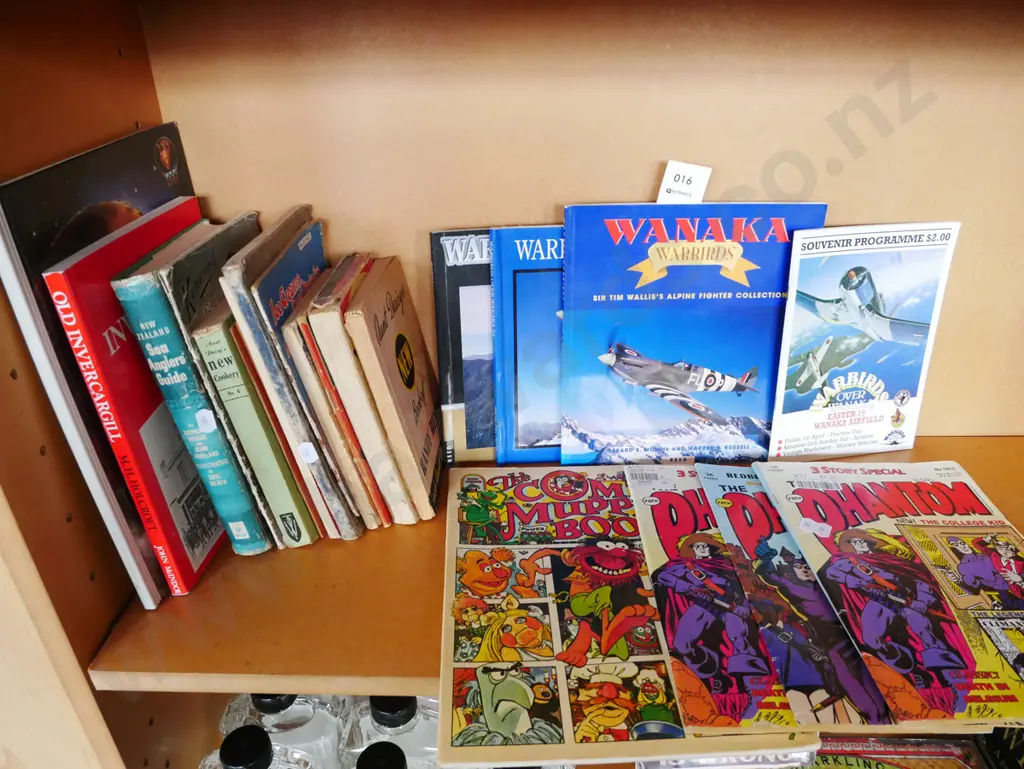 various vintage books, Phantom comic books Image 1++