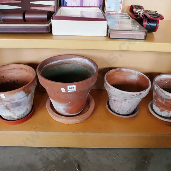 4x terracotta planters Tallest H-310