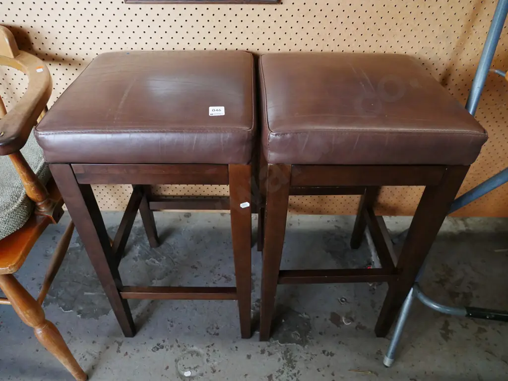 2x wood and brown vinyl stools Image 1++