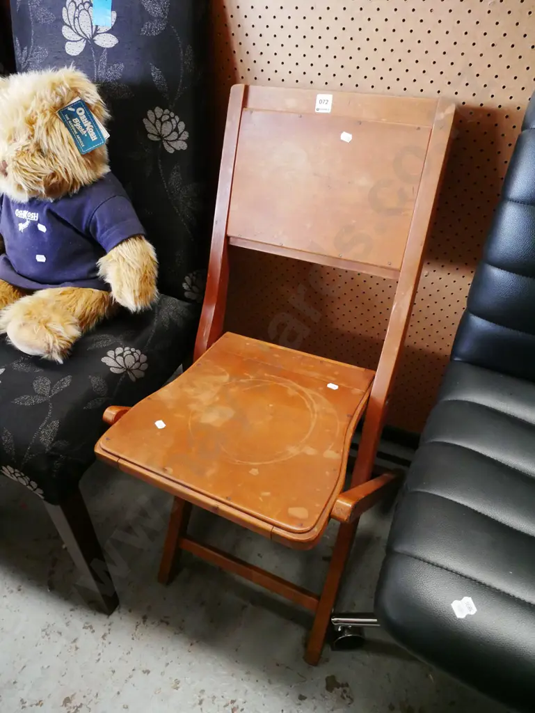 vintage chair Image 1++