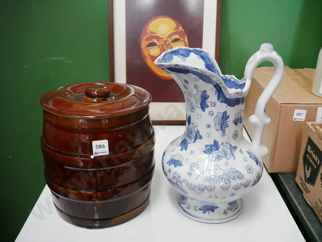 blue and wash jug, lidded crock H-240 Image 1++