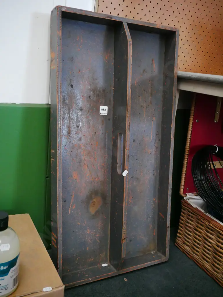 vintage wooden tray L-750 Image 1++