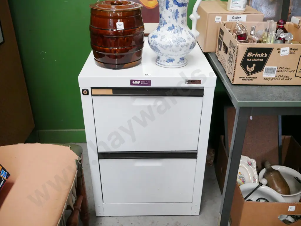 Europlan 2 drawer metal filing cabinet Image 1++