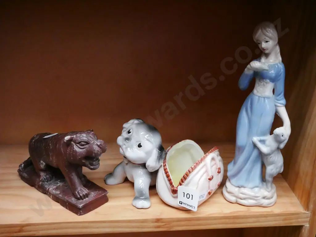 figurine, carved marble tiger, Italian dog, basket vase Image 1++