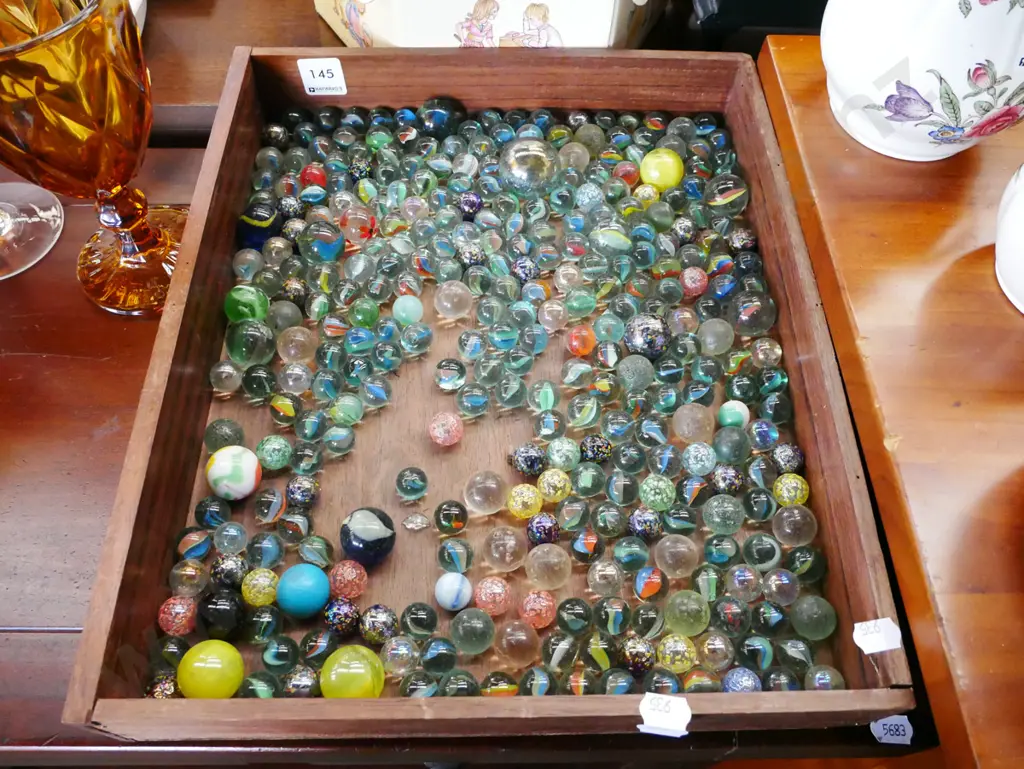 wooden tray; marbles Image 1++