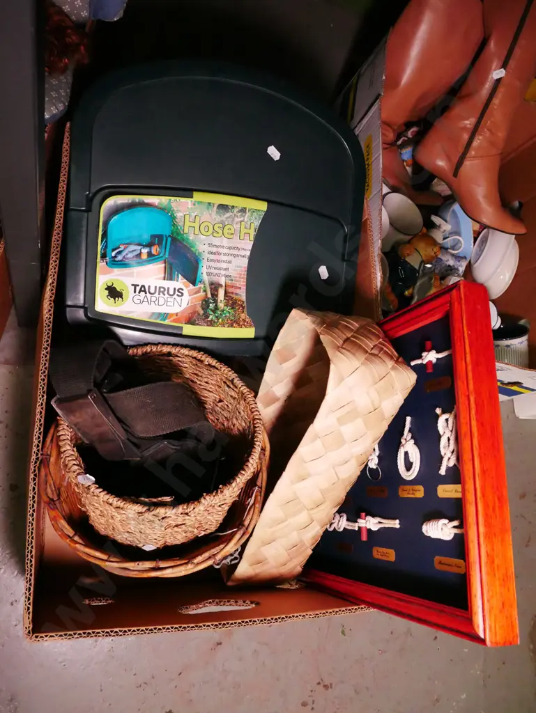 box; dive knife and belt, seagrass basket, hose hold etc Image 1++