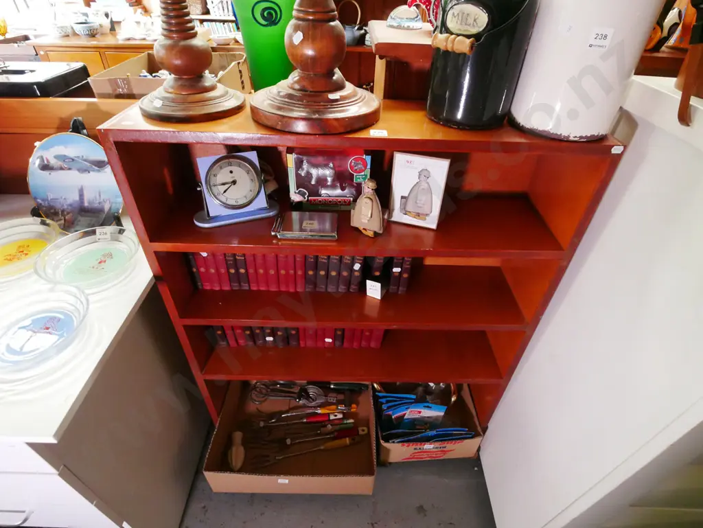mdf bookcase H-1010 W-775 D-200 Image 1++