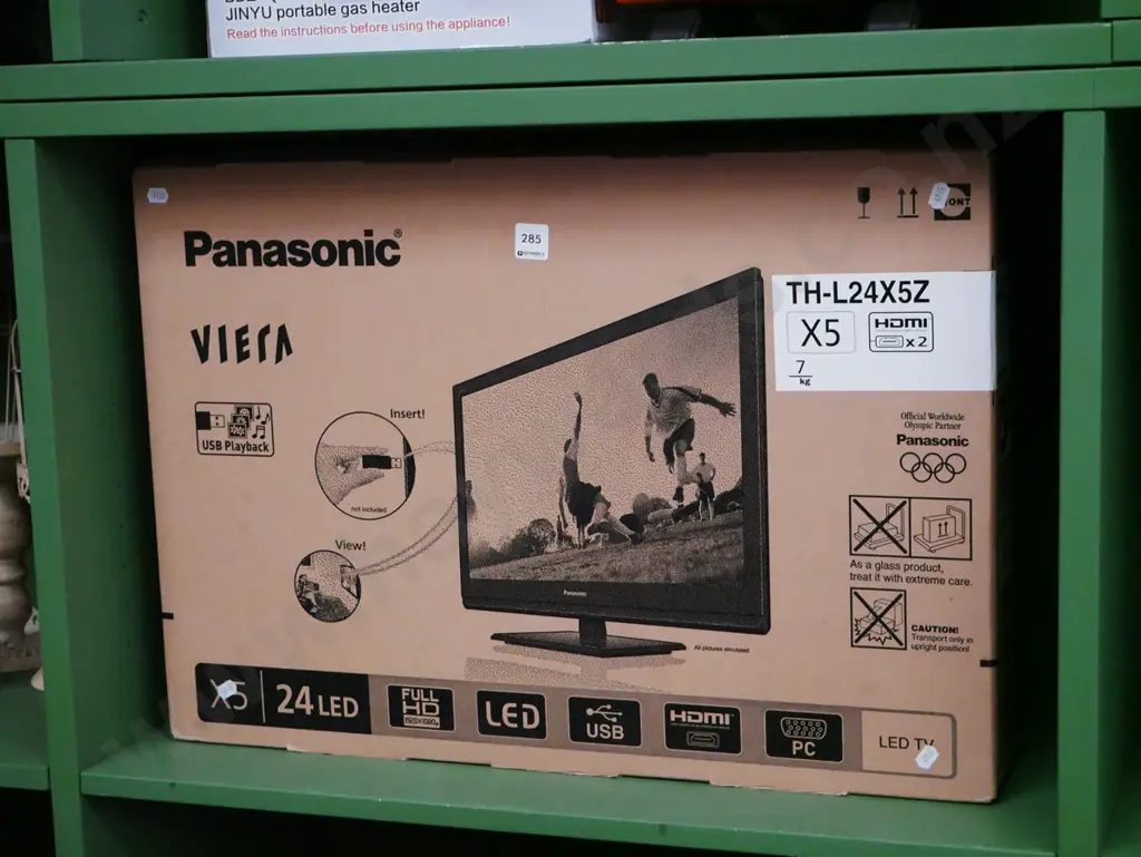 boxed as-new Panasonic Viera 24" TV Image 1++