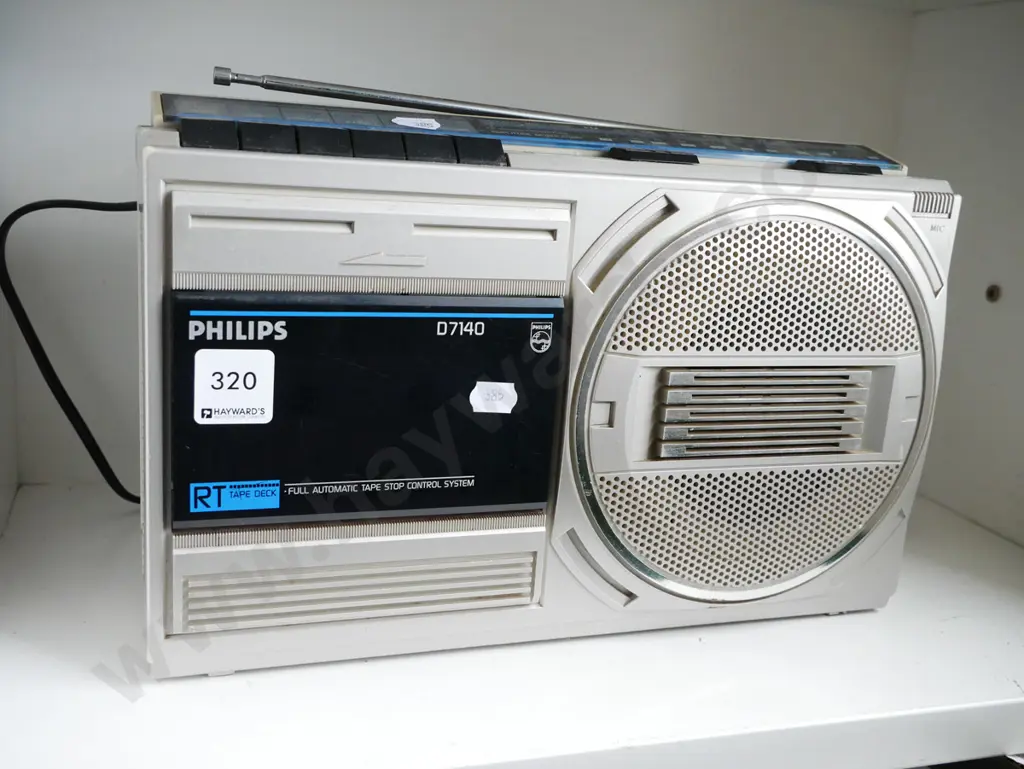 Phillips radio cassette player Image 1++