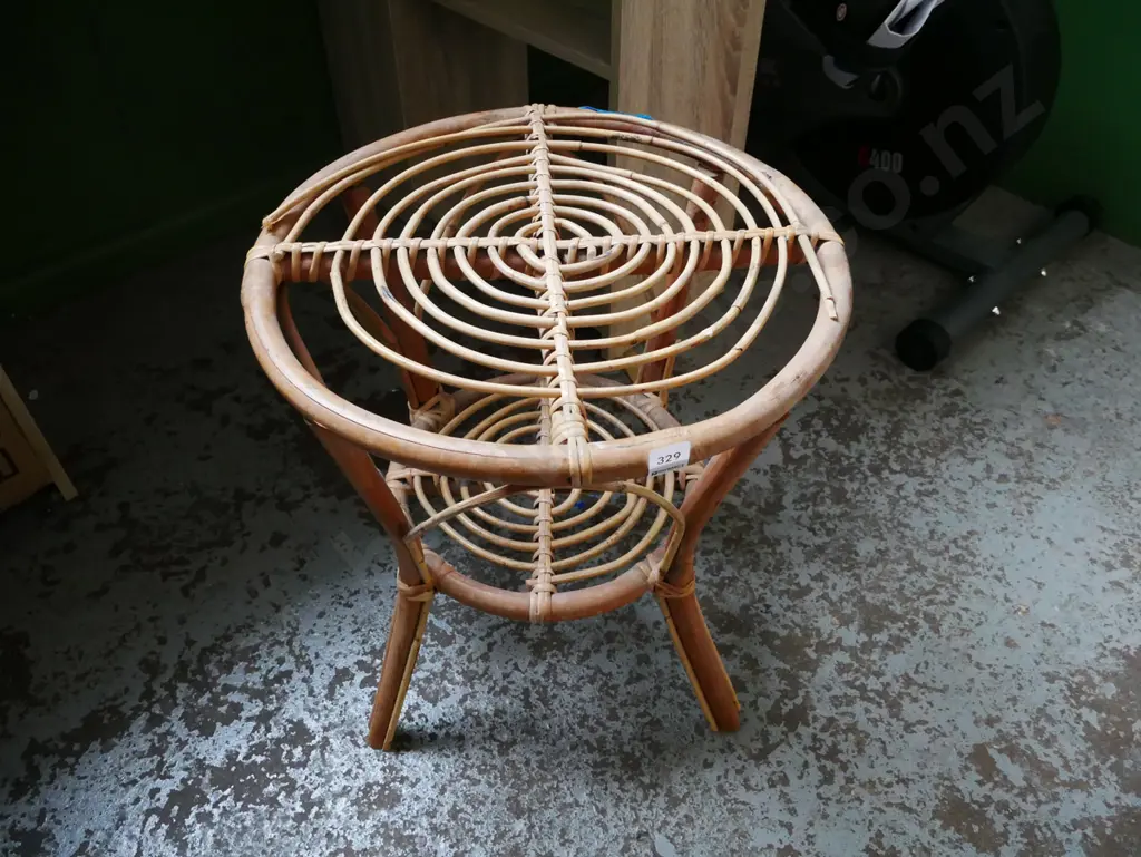 bamboo end table Image 1++