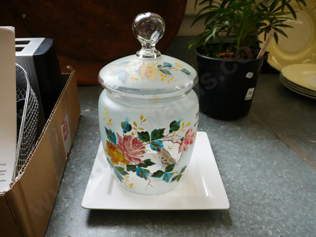 hand painted glass lidded canister, small square plate H-230 Image 1++