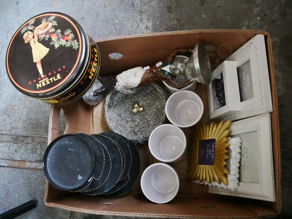 box; candlesticks, jardiniere stand, picture frames etc Image 1++