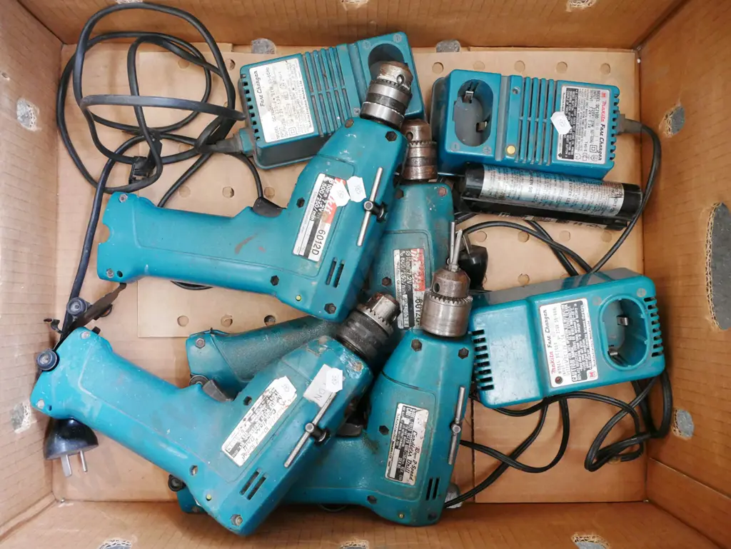box of early Makita battery drills Image 1++
