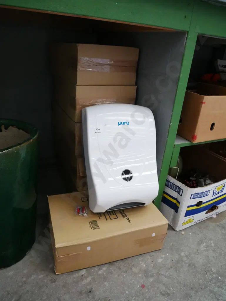 7x Pure as-new boxed paper towel dispensers Image 1++