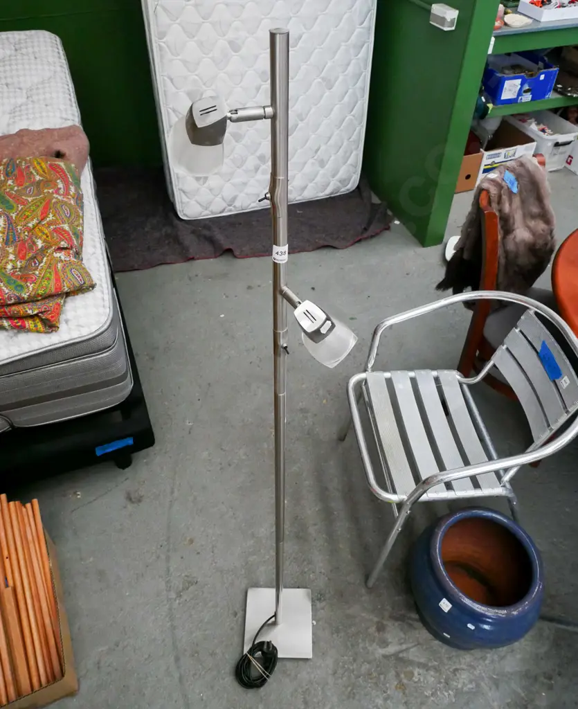 twin light standard lamp Image 1++