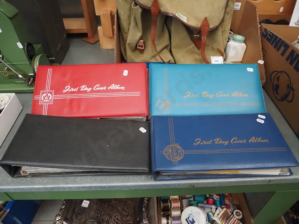 4x folders of first day covers Image 1++