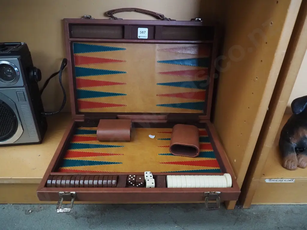 backgammon set Image 1++