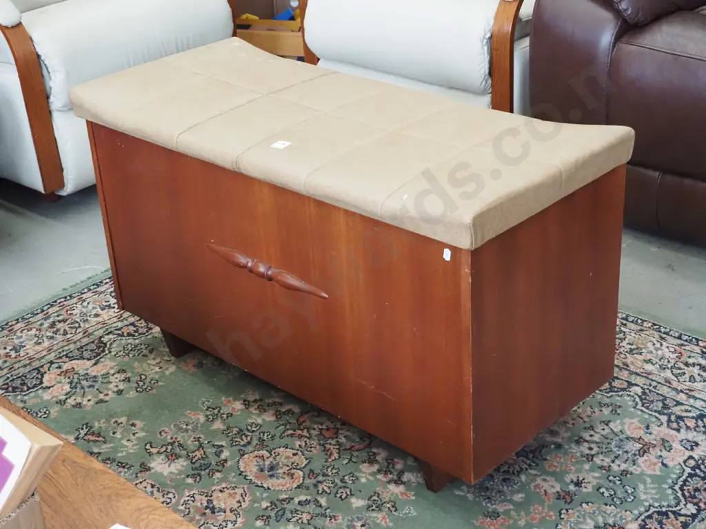 mid-century vinyl mdf faux wood veneer blanket box H-550 W-930 D-410 Image 1++
