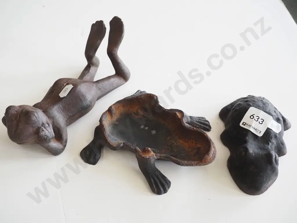2x cast iron frogs Image 1++