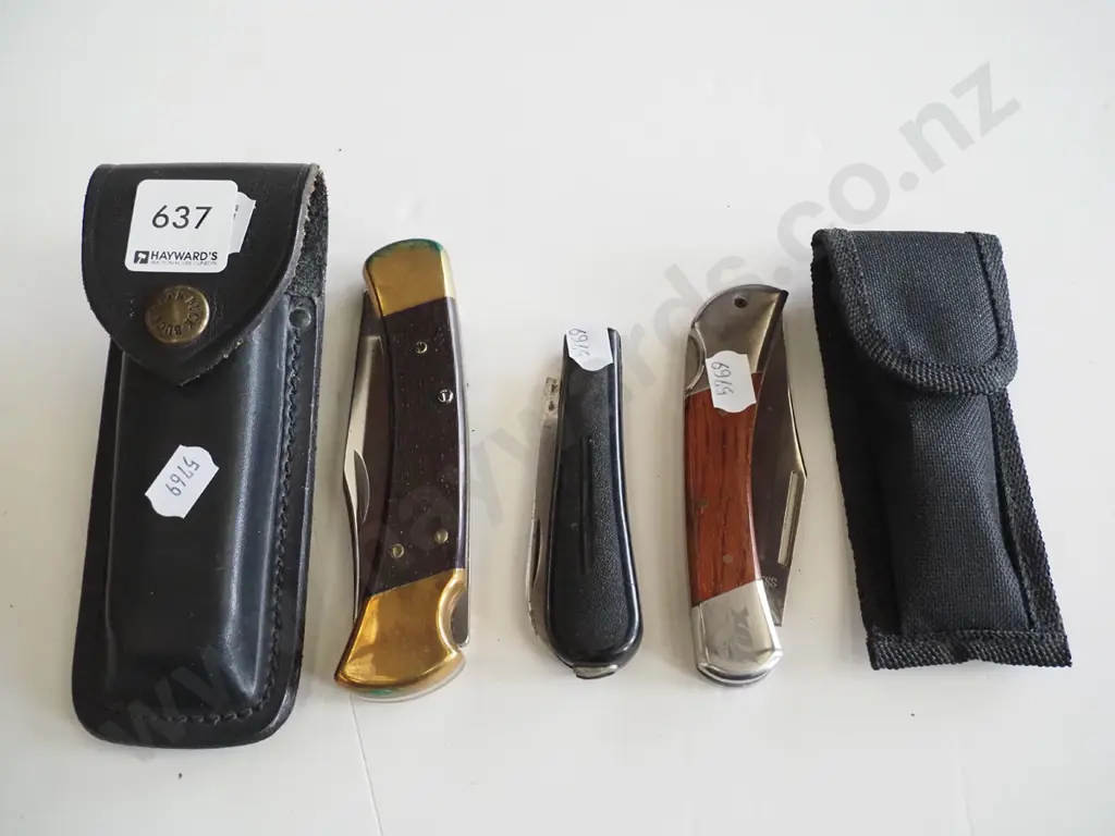 3x pocket knives, 2x cases Image 1++