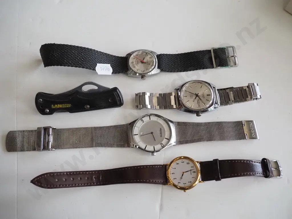 box; pocket knife, wristwatches Image 1++