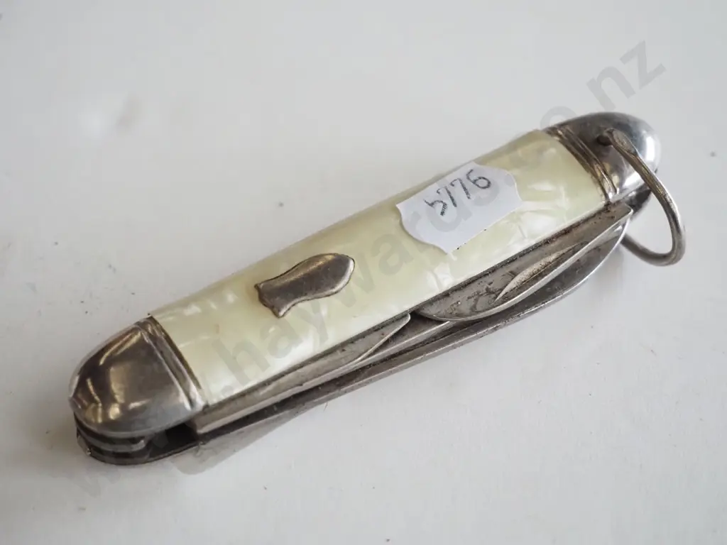 pocket knife Image 1++