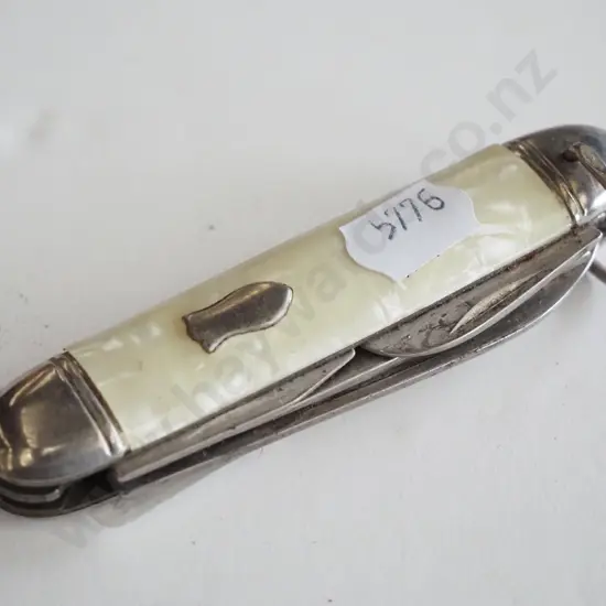 pocket knife
