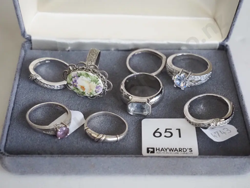 various rings Image 1++