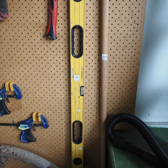 builder's level