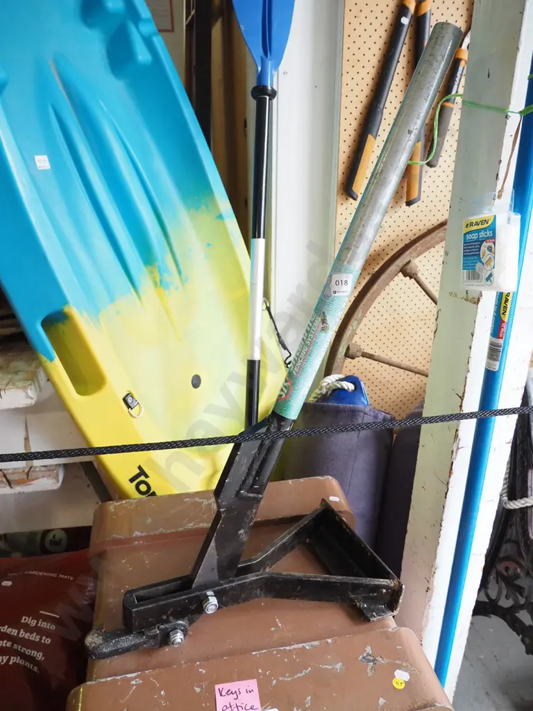 Strainritr steel post lifter Image 1++