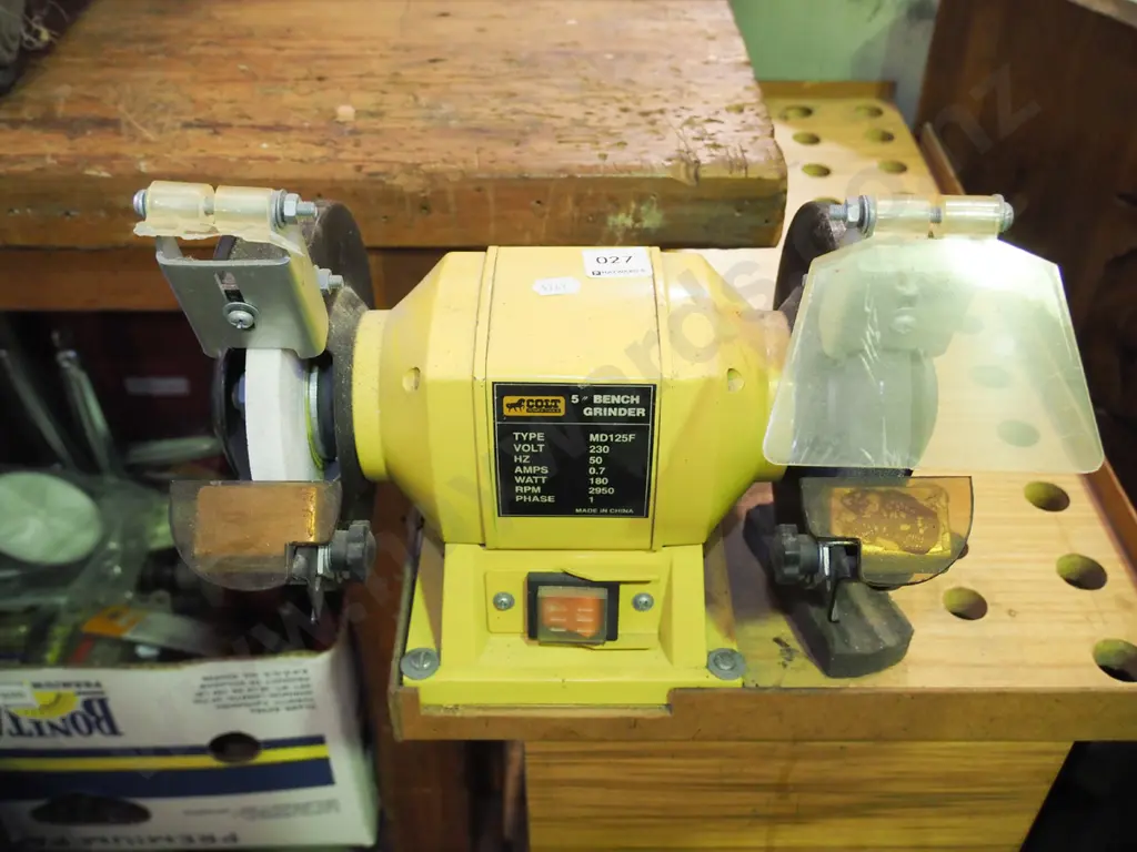 Colt bench grinder on mdf table Image 1++