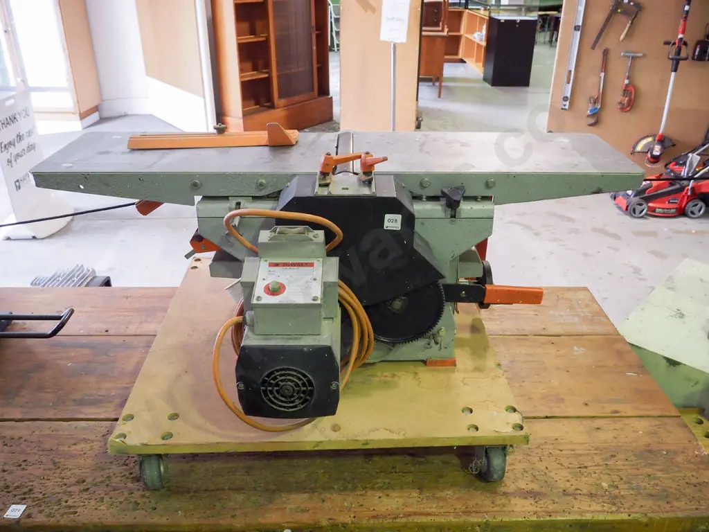 De Walt 270mm single phase buzzer Image 1++