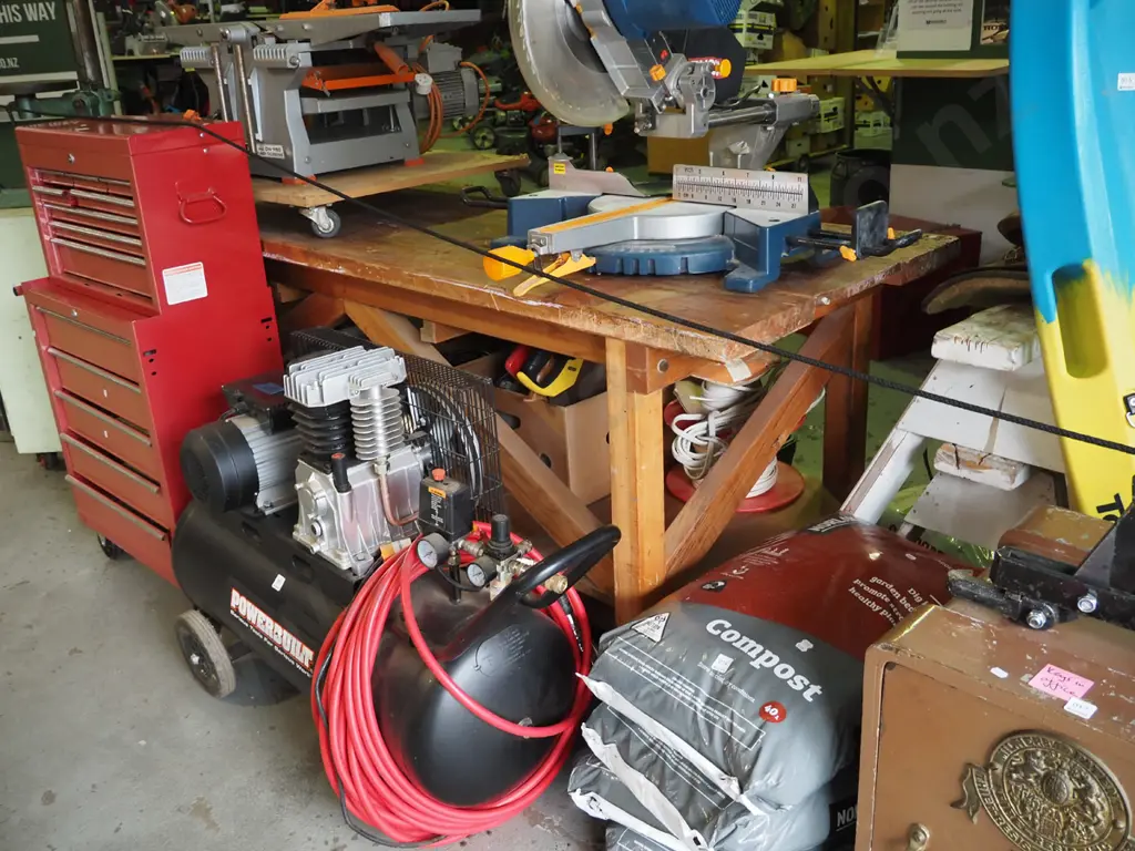 hardwood woodworker's bench with Record 53 quick release vice H-880 W-2140 D-760 Image 1++