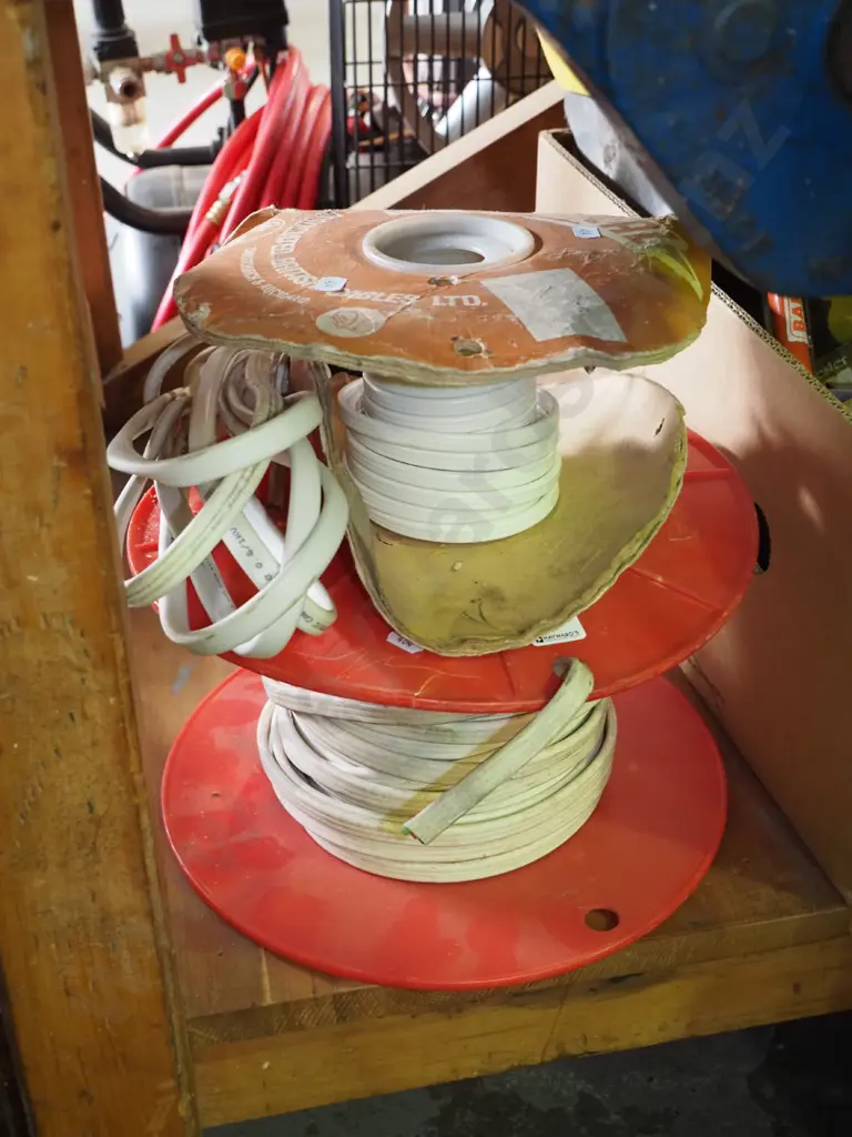 2x part coils of electrical wire Image 1++
