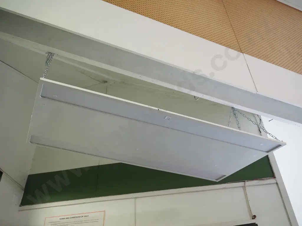 hanging LED light fitting Image 1++