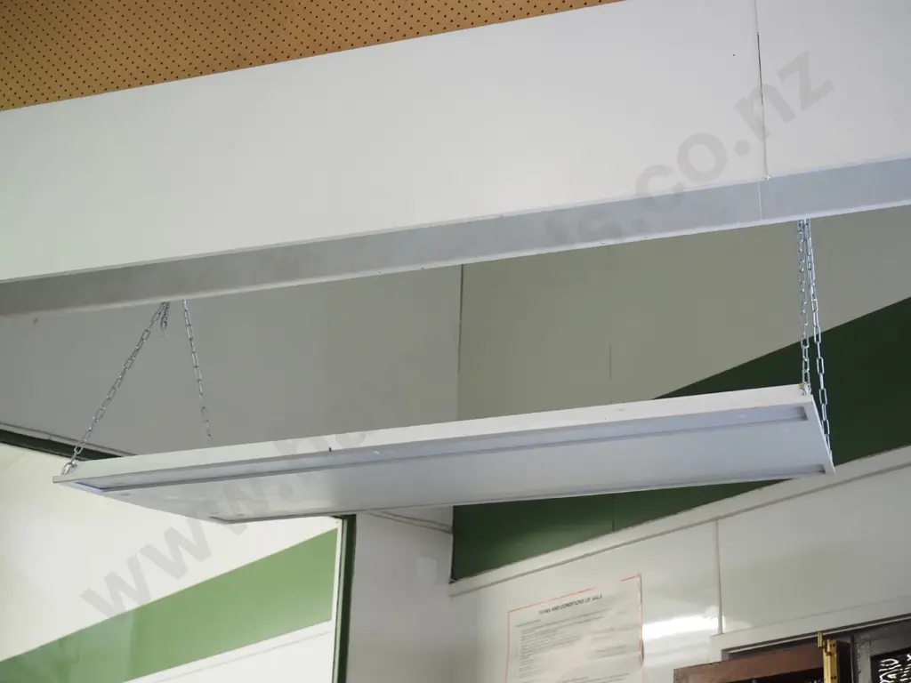 hanging LED light fitting Image 1++