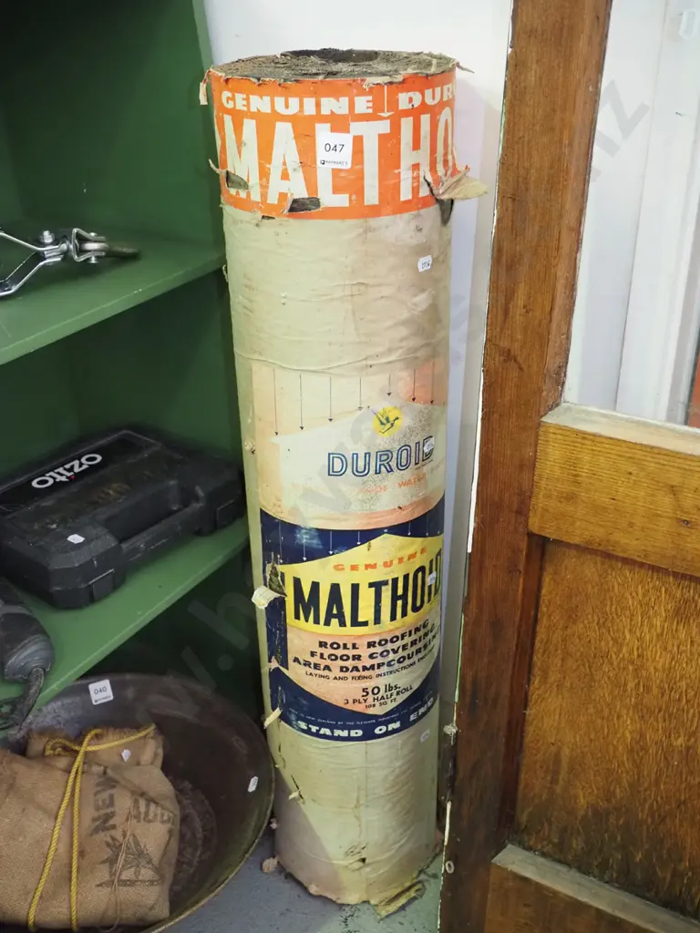 roll of malthoid W-880 Image 1++