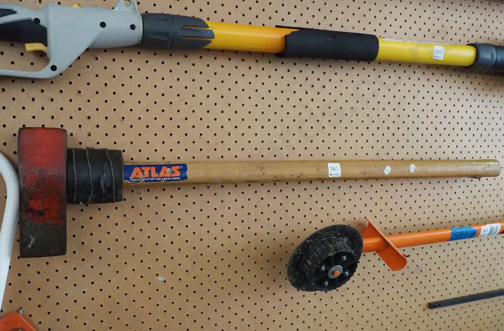 Atlas log splitter Image 1++