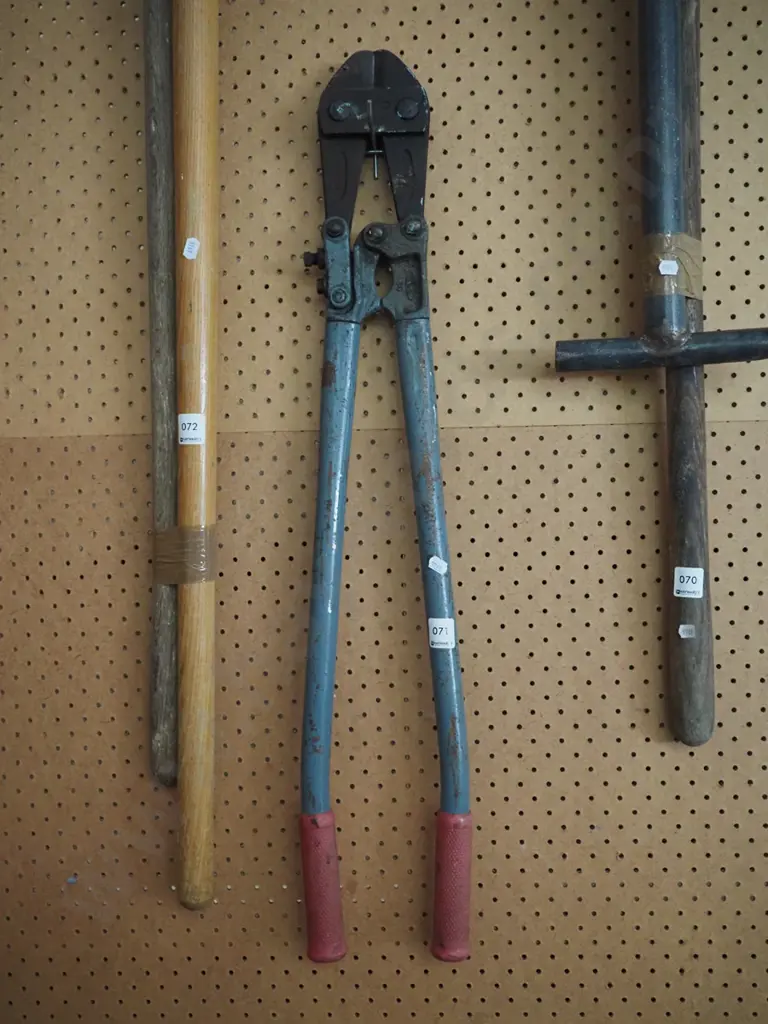 bolt cutters Image 1++