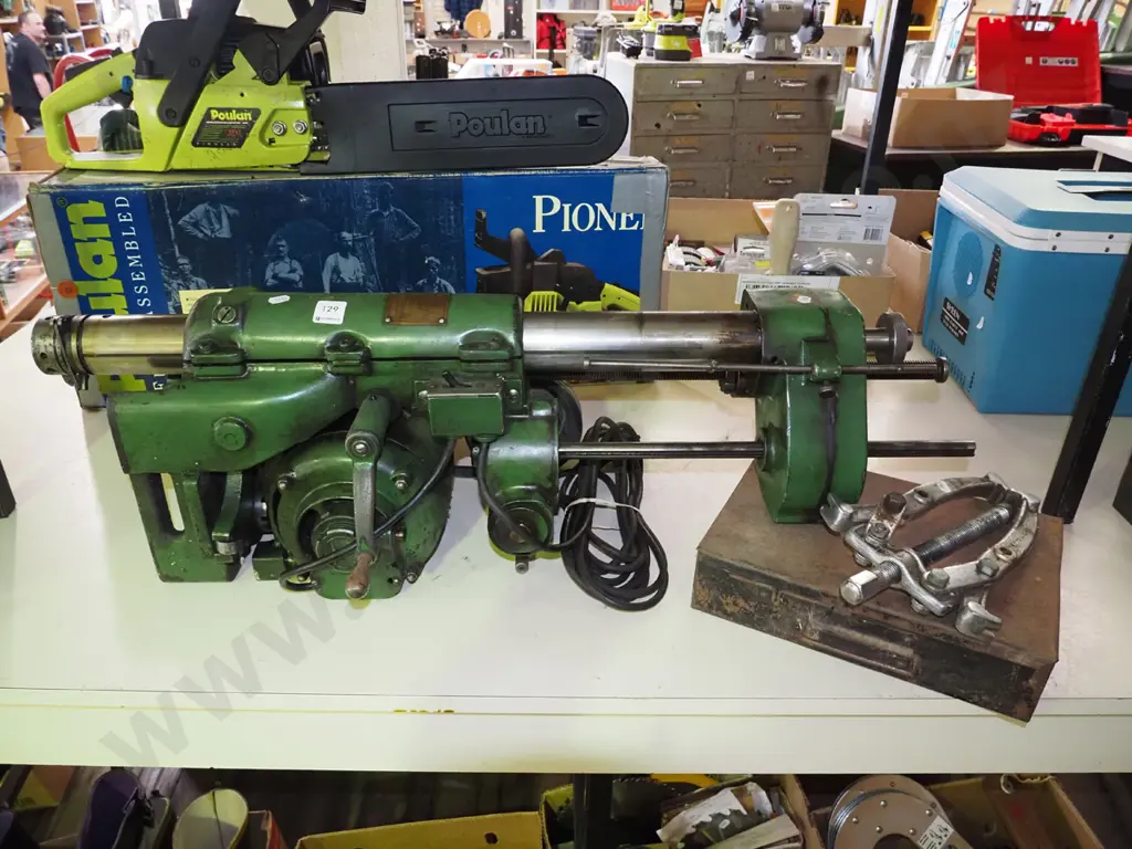 Vintage Buma cylinder boring machine and accessories and gear puller Image 1++
