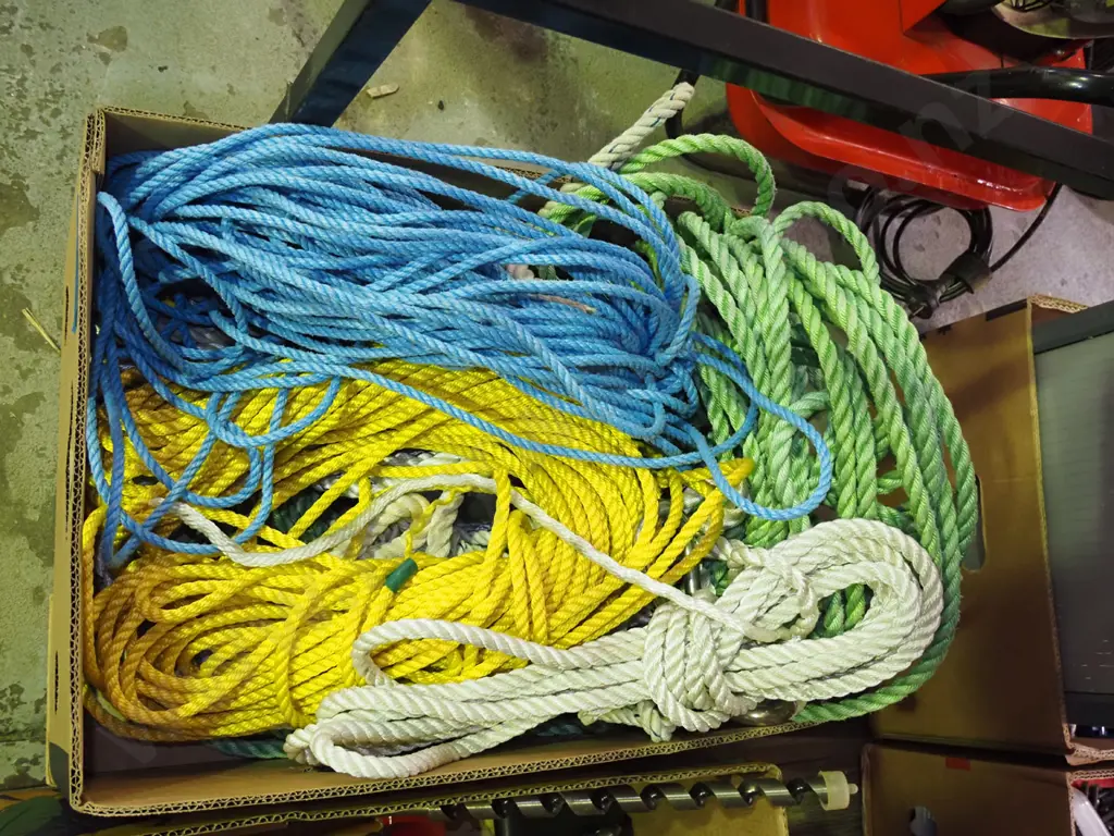 box of ropes Image 1++