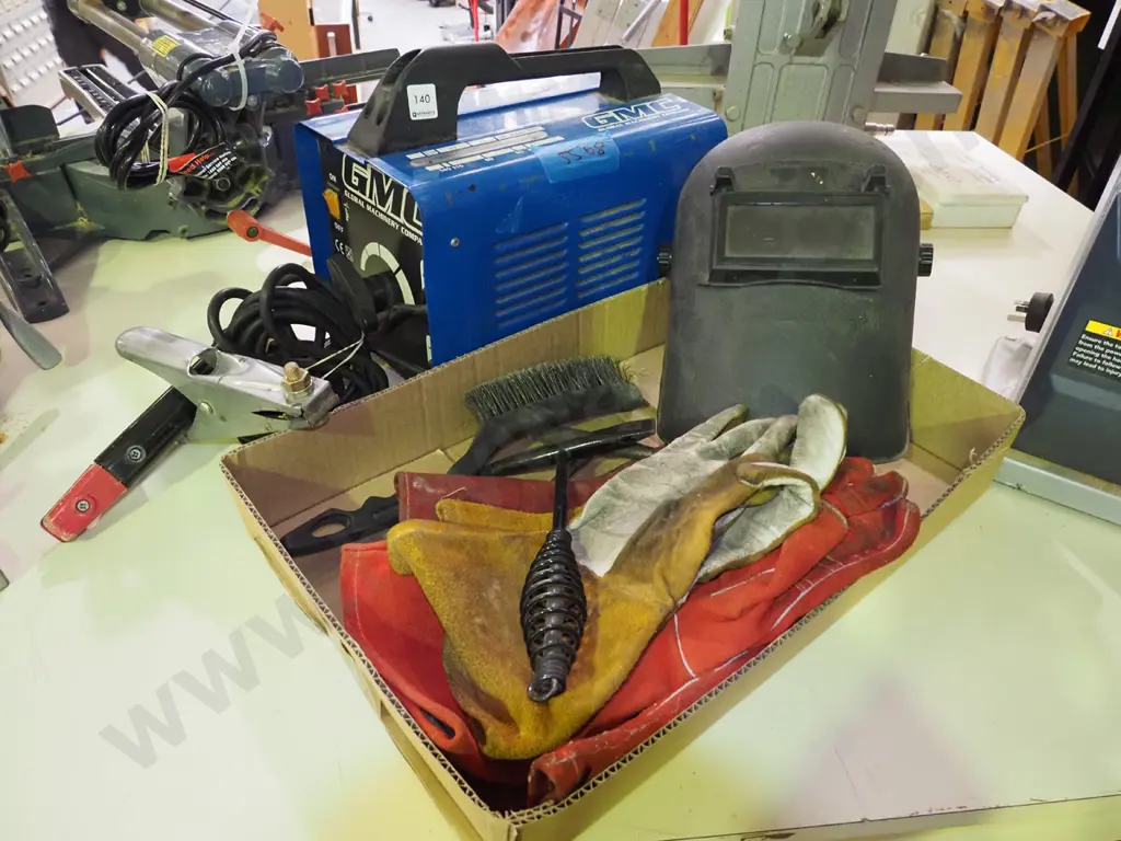 GMC 140amp arc welder and accessories Image 1++