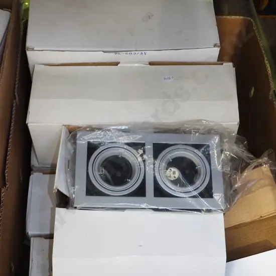 box; as-new halogen light fittings