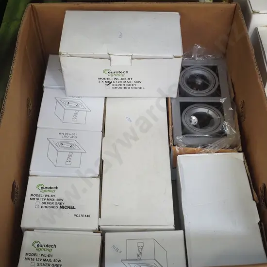 box; as-new halogen light fittings